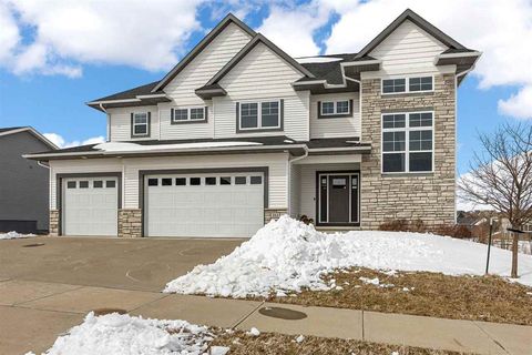 Photo of 212 Sedona Street, IowaCity, IA 52246 (MLS # 202601820)