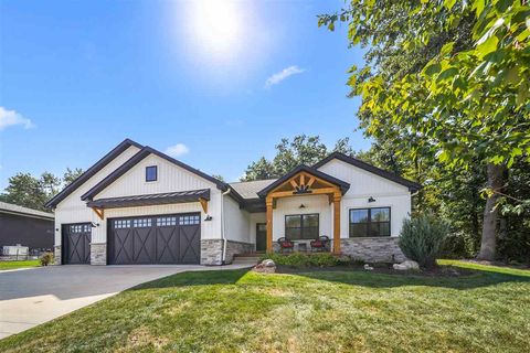 Photo of 858 Tranquil Bluff Trl, IowaCity, IA 52245 (MLS # 202601023)