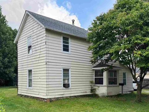 Photo of 712 S 2nd Ave, Washington, IA 52353 (MLS # 202506535)