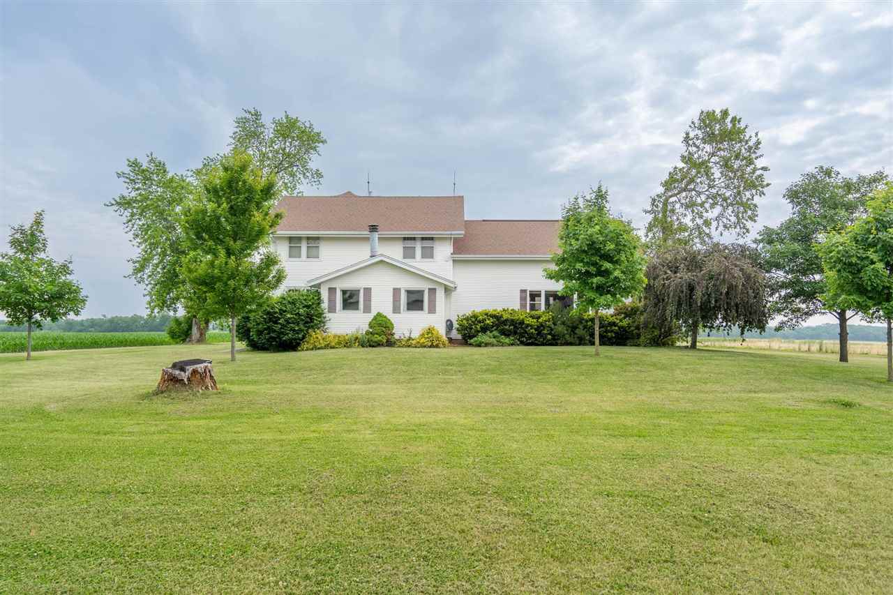 Photo 1 of 48 — 9996 W Ave, ColumbusJunction, IA 52738