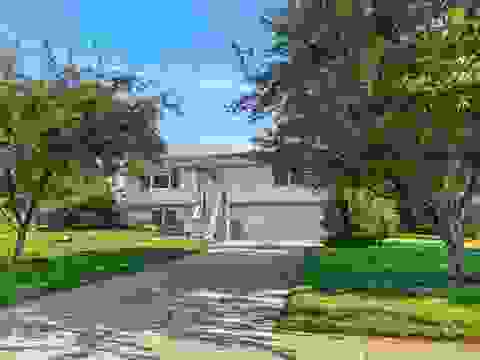 Photo of 220 W Main St, Oxford, IA 52322 (MLS # 202604810)