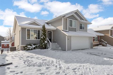 Photo of 1545 Vesti Lane, IowaCity, IA 52240 (MLS # 202507214)