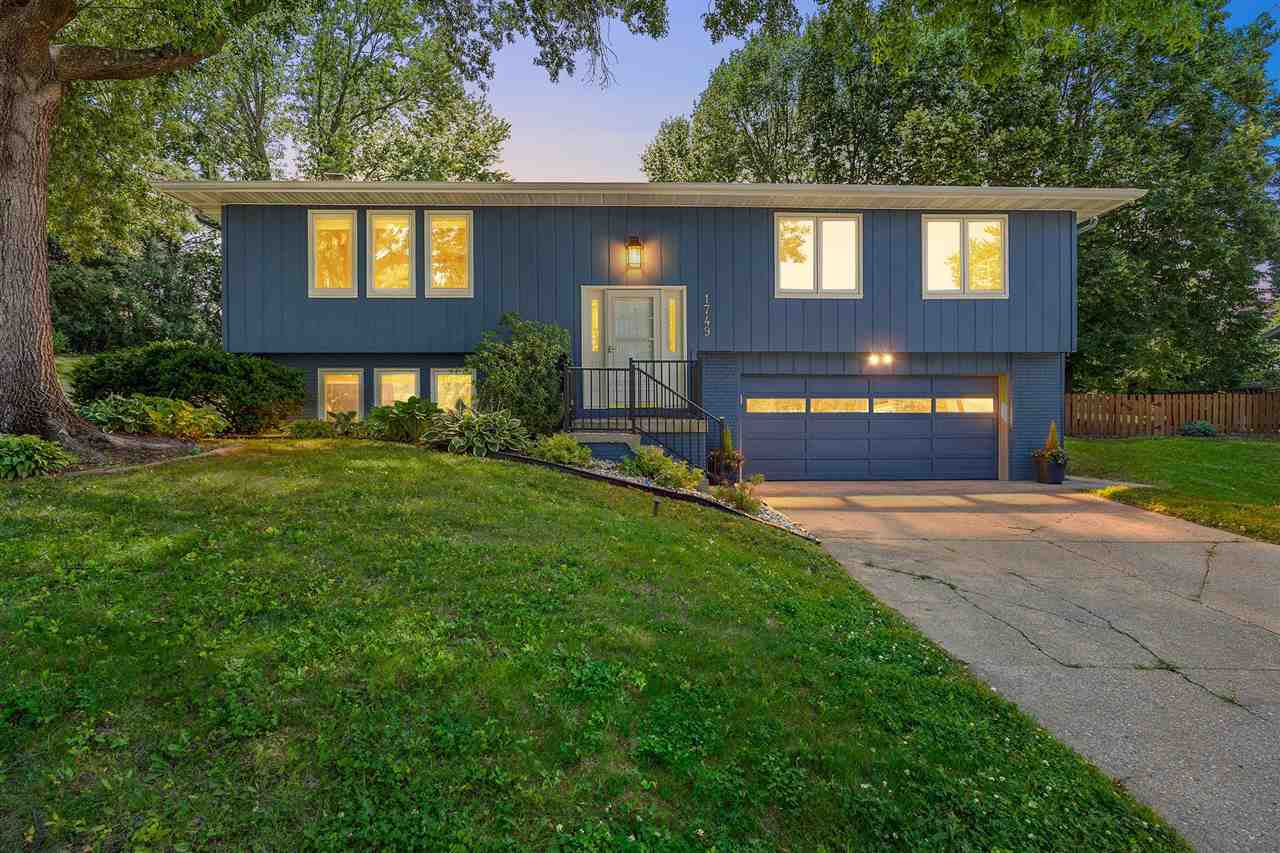 Photo 1 of 29 — 1749 Hafor Drive, IowaCity, IA 52246