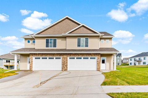 Photo of 1430 Winterberry Ln, NorthLiberty, IA 52317 (MLS # 202602087)