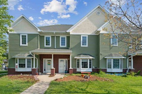 Photo of 2616 Pinto Ln, Iowa City, IA 52240 (MLS # 202503090)