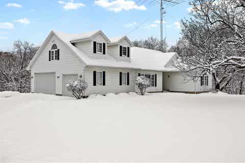 Featured picture for the property 202304879