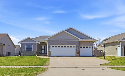 Photo of 125 N Sunset Dr, NorthLiberty, IA 52317 (MLS # 202602137)