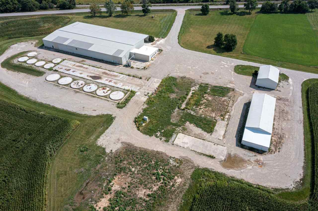 Photo 1 of 22 — 701 N K Ave, Vinton, IA 52349