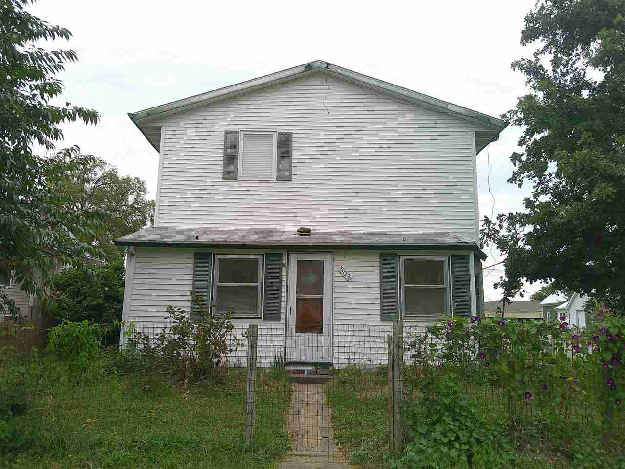 Photo 1 of 21 — 503 Mcarthur St, Muscatine, IA 52761