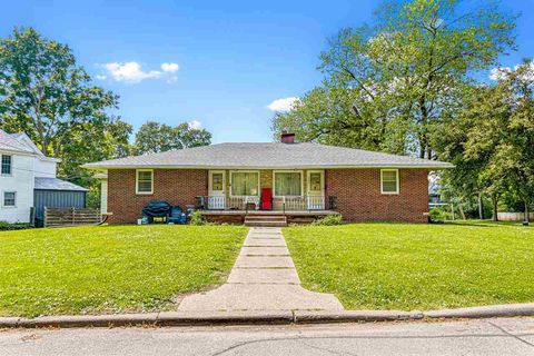 Photo of 505-509 Garden St, Iowa City, IA 52245 (MLS # 202503827)