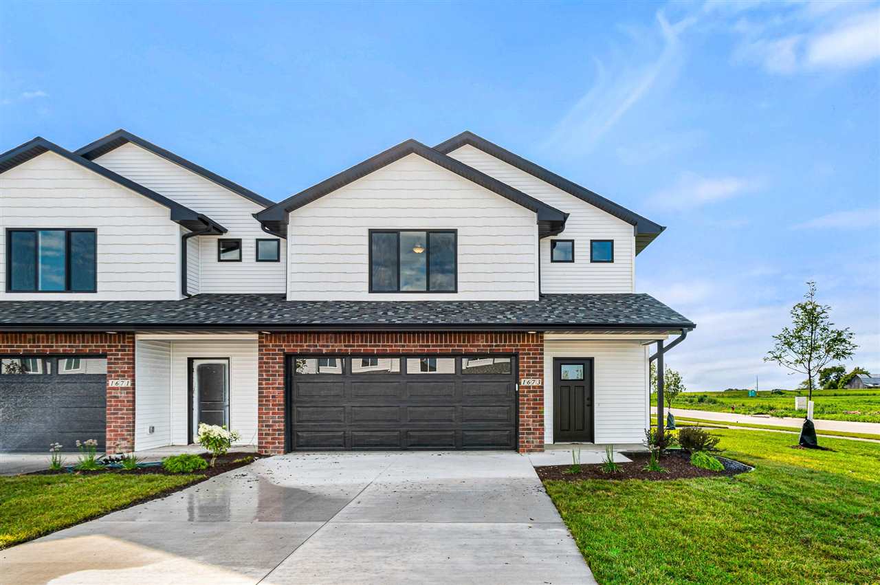 Photo 1 of 29 — 2304 Water Tower Place, NorthLiberty, IA 52317