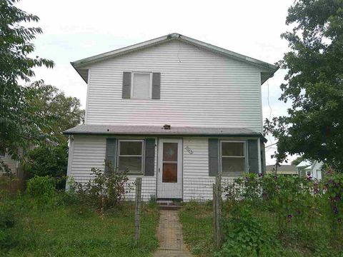 Photo of 503 Mcarthur St, IA 52761 (MLS # 202505942)
