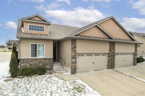 Photo of 1215 Copper Mountain Dr, NorthLiberty, IA 52317 (MLS # 202602172)