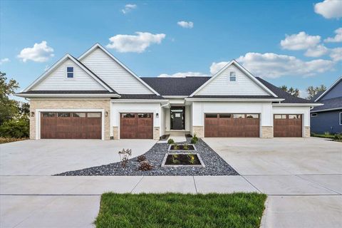 Photo of 906 High Ridge Trl, Solon, IA 52333 (MLS # 202507264)