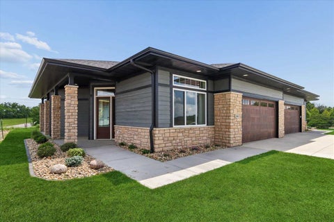 Photo of 1903 Country Club Dr, Coralville, IA 52241 (MLS # 202603456)