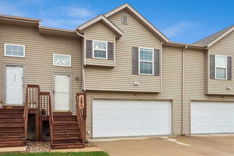 Photo of 110 Jefferson Ln, NorthLiberty, IA 52317 (MLS # 202605588)