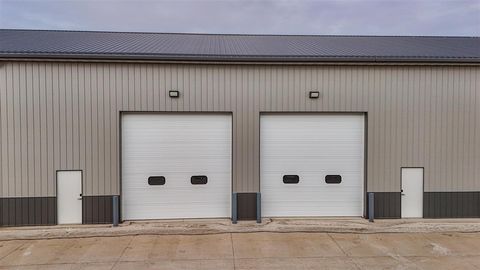 Photo of 5259 Oak Crest Hills Road SE 5B #5B, Hills, IA 52235 (MLS # 202600078)