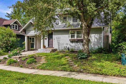 Photo of 523 Rundell St, IowaCity, IA 52240 (MLS # 202603449)