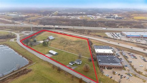 Photo of 3300 Heartland Dr, Coralville, IA 52241 (MLS # 202406763)