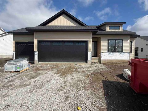 Photo of 1290 Osage Ln, NorthLiberty, IA 52317 (MLS # 202602411)