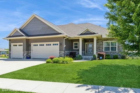 Featured picture for the property 202403475