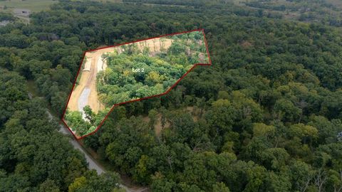 Photo of 4.91 Acres M/L Seneca Rd NW, Swisher, IA 52338 (MLS # 202505894)