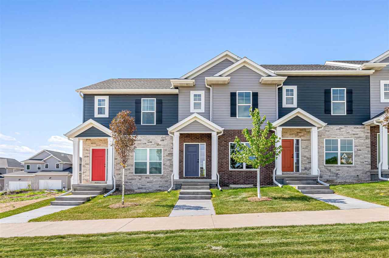 Photo 1 of 30 — 628 Catherine Dr, Tiffin, IA 52340