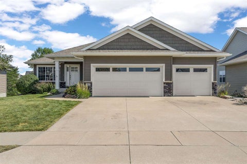 Photo of 164 Colchester Dr, IowaCity, IA 52245 (MLS # 202605416)