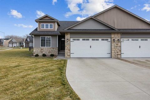 Photo of 614 Hillside Dr, Tiffin, IA 52340 (MLS # 202600273)