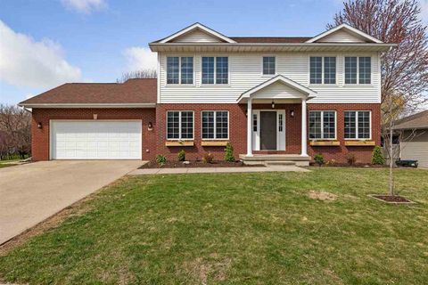 Photo of 31 Donegal Pl, Iowa City, IA 52246 (MLS # 202502447)