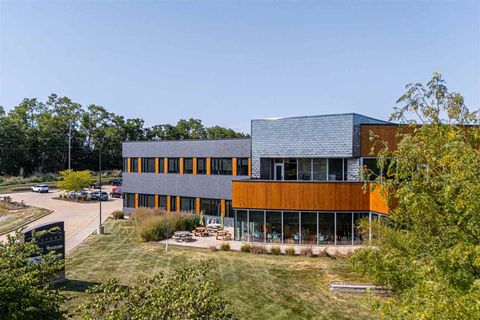 Photo of 2451 Oakdale Blvd 204 #204, Coralville, IA 52241 (MLS # 202505817)