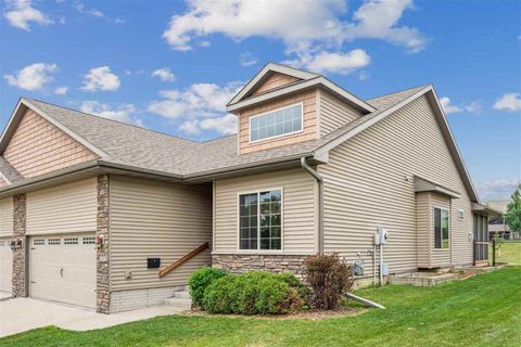 Photo of 1217 Copper Mountain Dr, IA 52317 (MLS # 202506203)