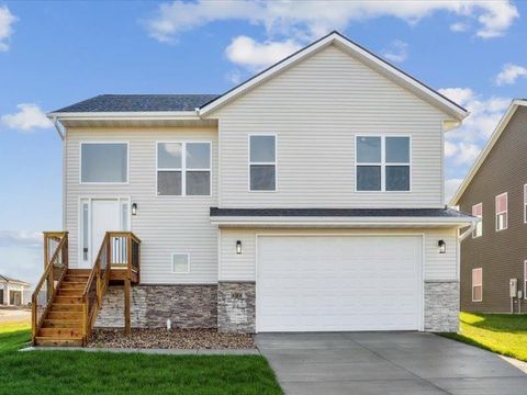 Photo of 808 Windam Drive, IA 52333 (MLS # 202505938)
