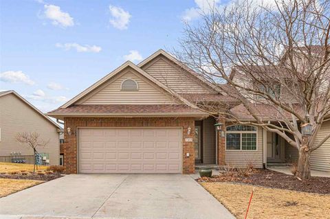 Photo of 755 Broadmoor Dr, NorthLiberty, IA 52317 (MLS # 202601240)