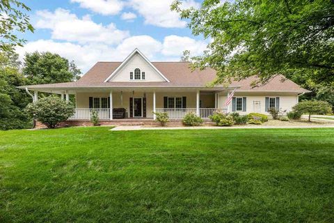 Photo of 4518 Sutliff Rd NE, Solon, IA 52333 (MLS # 202602389)