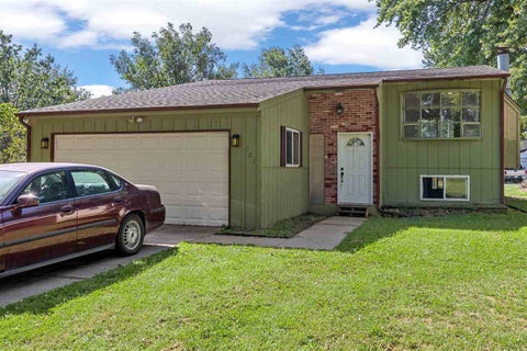 Photo of 207 Washington St, Hills, IA 52235 (MLS # 202605431)