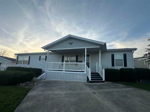 Photo of 522 Jordan Dr, Anamosa, IA 52205 (MLS # 202606120)