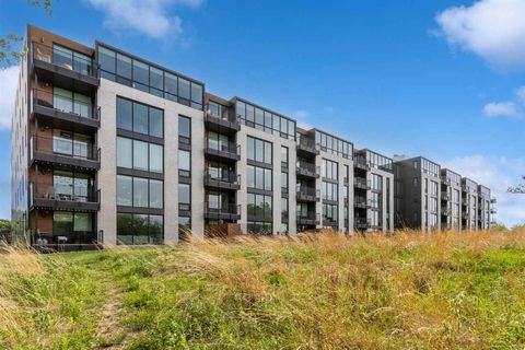 Photo of 1 University Way No. 214 #No. 214, Iowa City, IA 52246 (MLS # 202503277)