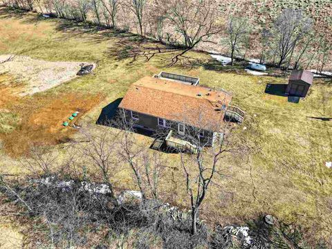 Photo of 2821 F52 Trail, Parnell, IA 52325 (MLS # 202601878)