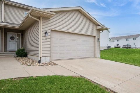 Photo of 85 Woodstone Ln SW, Cedar Rapids, IA 52404 (MLS # 202502122)