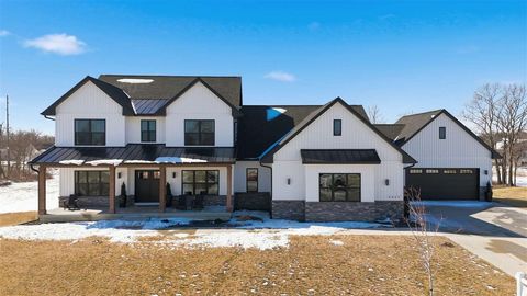 Photo of 9267 Feather Ridge Pass, CedarRapids, IA 52411 (MLS # 202601386)