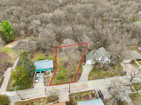 Photo of 411 Kimball Rd, IowaCity, IA 52245 (MLS # 202602289)