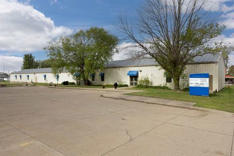 Photo of 401 W 9th St, Tipton, IA 52772 (MLS # 202602946)