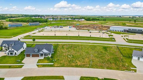 Photo of 1815 Green Oak Ct, Tiffin, IA 52340 (MLS # 202600301)