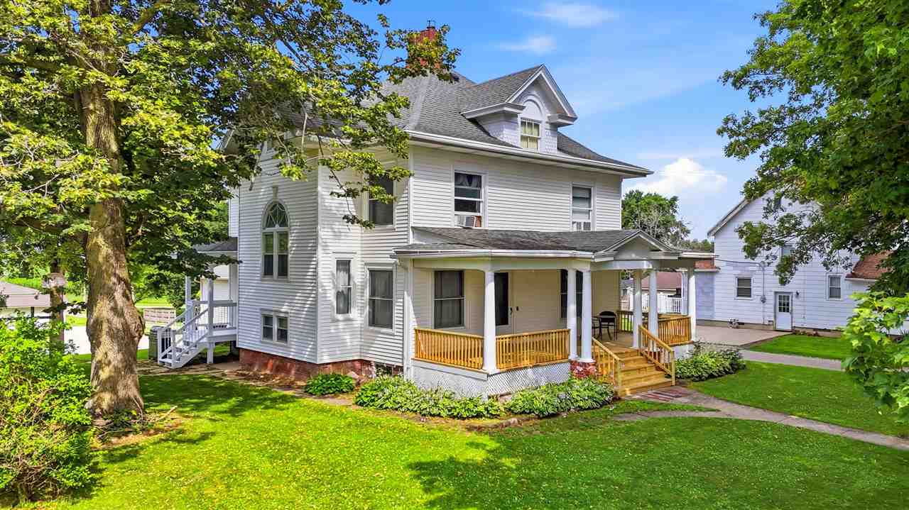 Photo 1 of 49 — 605 Williams, Victor, IA 52347