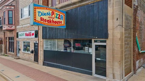 Photo of 109 E Washington St, Washington, IA 52353 (MLS # 202507438)