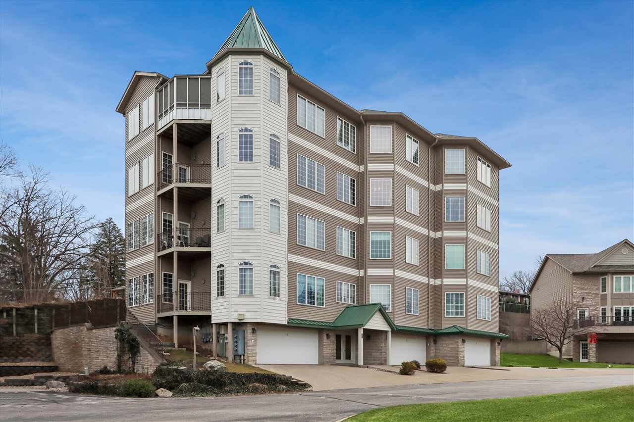 245 Holiday Rd 3
