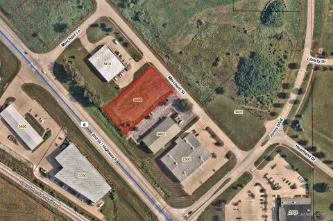 Photo of 3408 Merchant St, Coralville, IA 52241 (MLS # 202503115)