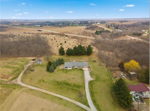 Photo of 265 Adams Ave, Lisbon, IA 52253 (MLS # 202602244)