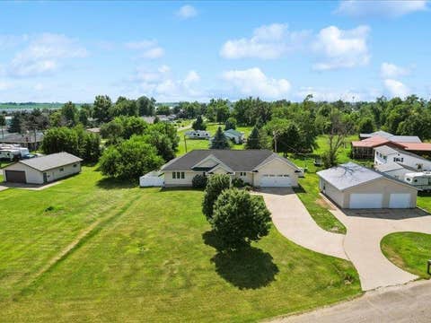 Featured picture for the property 202504669